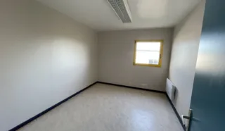  BUREAUX 179 m² AXE ST BRIEUC / LAMBALLE