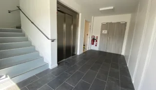  BATIMENT INDEPENDANT 789 m² LA CHAPELLE S/ERDRE