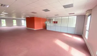  BATIMENT INDEPENDANT 789 m² LA CHAPELLE S/ERDRE
