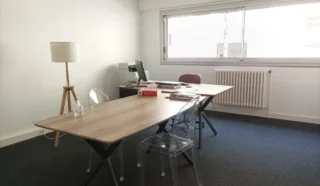  BUREAU 184 M² HAUTS PAVES