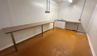 BÂTIMNT D'ACTIVITES ERCE-PRES-LIFFRE 1300 m²