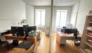 BUREAUX 277 M² NANTES