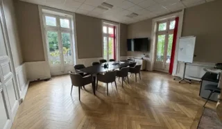  BUREAUX 161 M² NANTES
