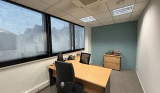  BUREAUX 216 m² RENNES