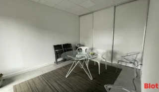  LOCAUX D'ACTIVITÉS 895 M² GUERANDE