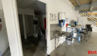  LOCAUX D'ACTIVITÉS 895 M² GUERANDE