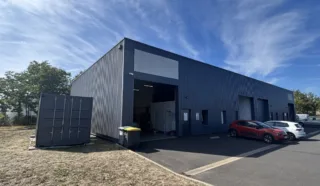  CELLULES D'ACTIVITES 170 m² DIVISIBLE 170 m² MONTBERT