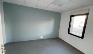  CELLULES D'ACTIVITES 170 m² DIVISIBLE 170 m² MONTBERT