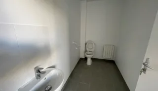  CELLULES D'ACTIVITES 170 m² DIVISIBLE 170 m² MONTBERT