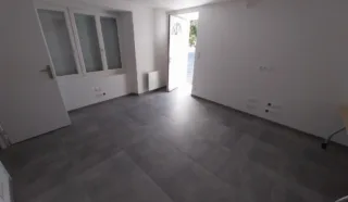  BUREAUX 106 m² BAUD