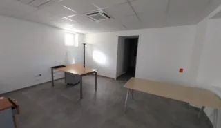  BUREAUX 106 m² BAUD