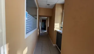  BUREAUX/COMERCE 263 m² CHARTRES DE BRETAGNE