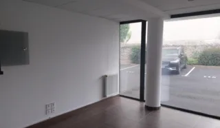  BUREAUX 80 m² QUIMPER