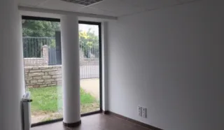  BUREAUX 80 m² QUIMPER