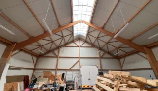  EN EXCLUSIVITE LOCAL D'ACTIVITES LA-CHAPELLE-DES-FOUGERETZ 275 m²