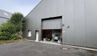  EN EXCLUSIVITE LOCAL D'ACTIVITES LA-CHAPELLE-DES-FOUGERETZ 275 m²