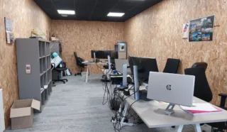 BUREAU TADEN 45 m²