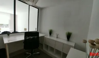  BUREAUX 74 M² NANTES