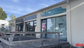  LOCAUX COMMERCIAUX 78 M² HERBIGNAC