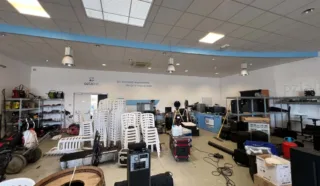  LOCAL COMMERCIAL / ACTIVITES LIFFRE 250 m²