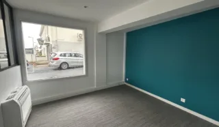  LOCAUX COMMERCIAUX 53 M² TREILLIERES