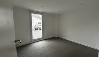  LOCAUX COMMERCIAUX 53 M² TREILLIERES