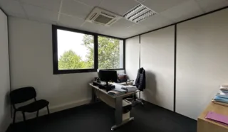  BUREAUX 162 M² CARQUEFOU