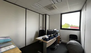  BUREAUX 162 M² CARQUEFOU