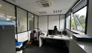  BUREAUX 162 M² CARQUEFOU