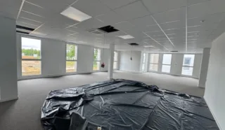  BUREAUX 222 m² TREILLIERES