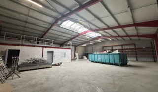  LOCAL D'ACTIVITES 616 M² LE BIGNON