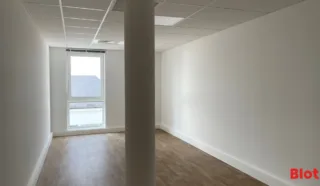  BUREAUX 284 m² SAINT NAZAIRE