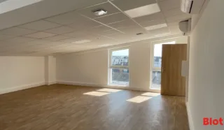  BUREAUX 284 m² SAINT NAZAIRE