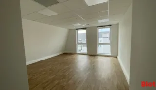  BUREAUX 284 m² SAINT NAZAIRE