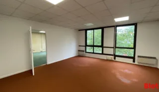  BUREAUX 414 M² SAINT NAZAIRE