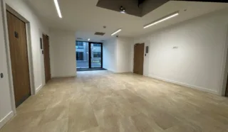  BUREAUX 5 438 M² SAINT HERBLAIN