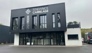  LOCAL D'ACTIVITES SAINT-GILLES 294 m²