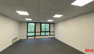  BUREAUX 37 M² SAINT NAZAIRE