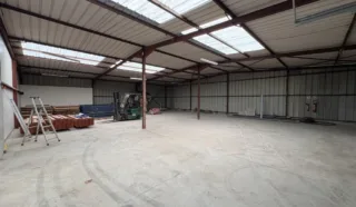  LOCAL COMMERCIAL / LOCAL D'ACTIVITES 671 m² GOUESNOU