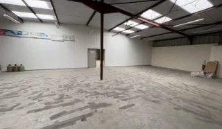  LOCAL COMMERCIAL / LOCAL D'ACTIVITES 671 m² GOUESNOU