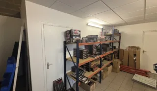  LOCAL D'ACTIVITÉS 280 M² TREILLIERES