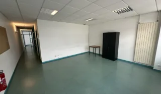 BUREAUX 90 m² LORIENT