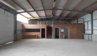  BATIMENT D'ACTIVITES 380 m² QUIMPERLE