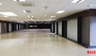  LOCAL COMMERCIAL 752 m² LORIENT