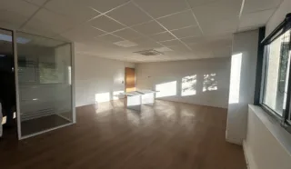  BUREAUX 237 M² NANTES