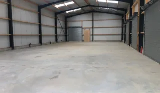  LOCAL D'ACTIVITES  130 m²  LANDERNEAU