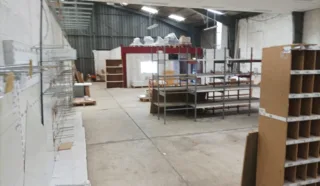  LOCAL D'ACTIVITES 750 M² GUINGAMP