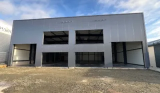  LOCAL D'ACTIVITES BEDEE 420 m²