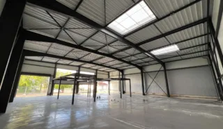 LOCAL D'ACTIVITES BEDEE 420 m²