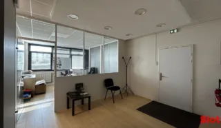  BUREAUX 198 m² RENNES